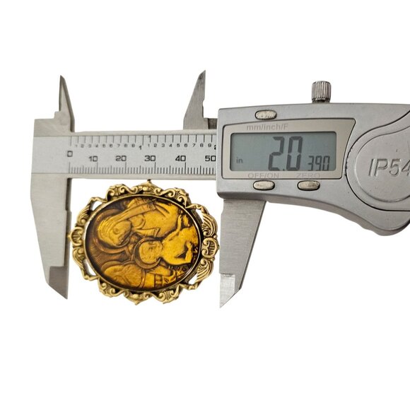 The Vatican Library Collection Mary, Joseph, And Baby Jesus Resin Brooch - Picture 8 of 9